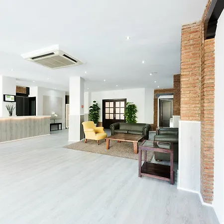 Toboso Chaparil Otel Nerja