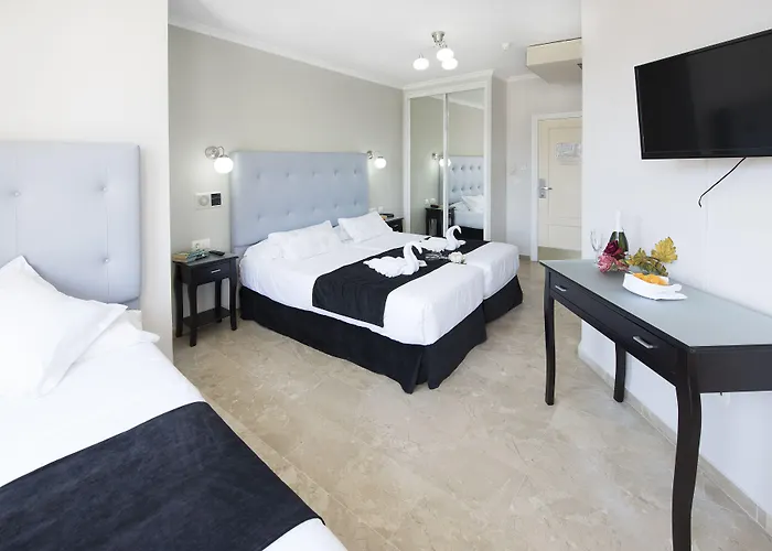 Toboso Chaparil Hotel